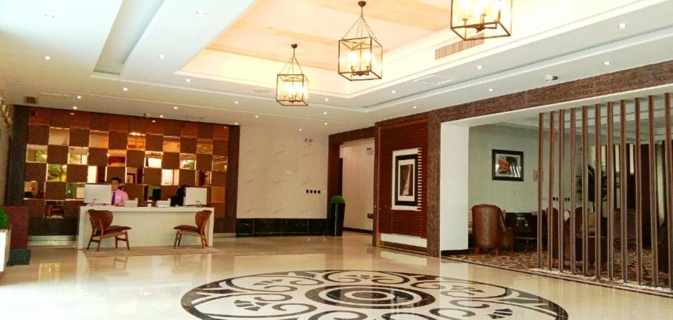 Summerset Continental Hotel By Usuma Mobushipe Экстерьер фото